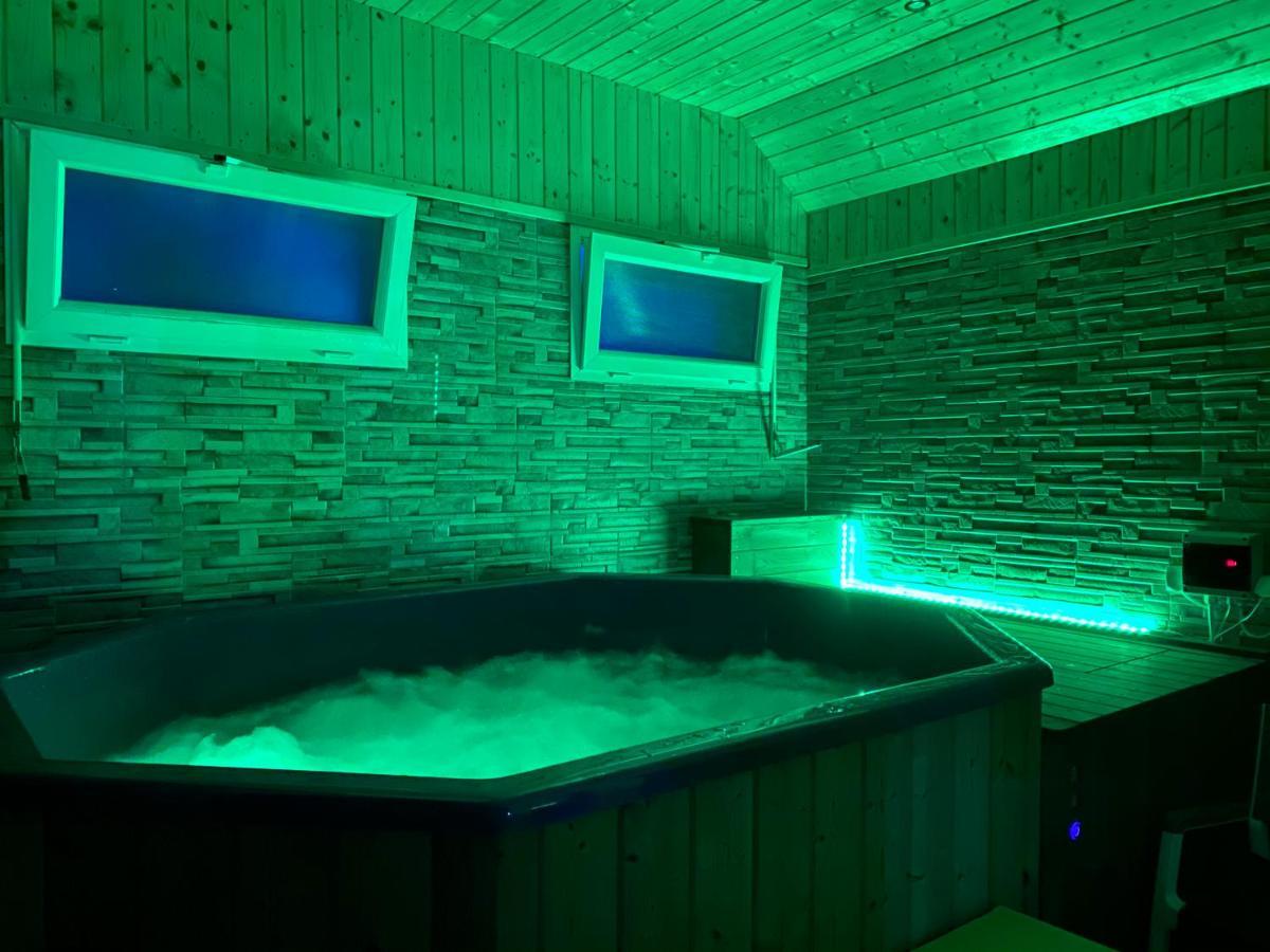 Vila Eszter Hotel Sovata Luaran gambar